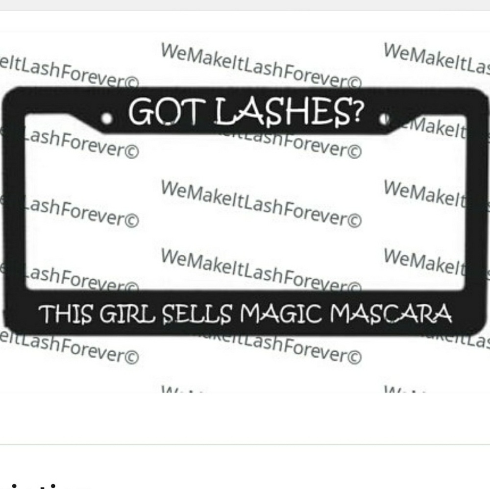 NEW GOT LASHES? THIS GIRL SELLS MAGIC MASCARA LIC